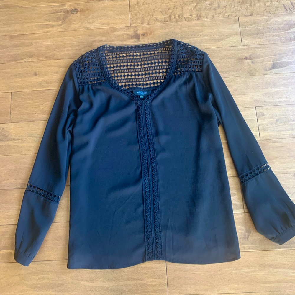 Women's Black Crochet Yoke Long-Sleeve Blouse